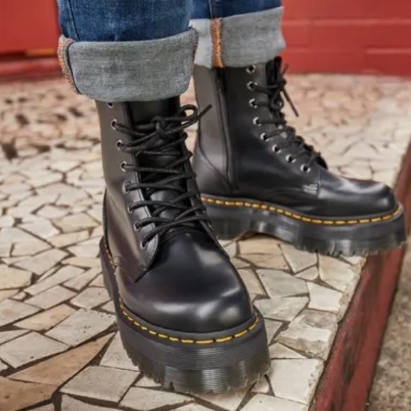 NEW Dr. Martens Jaydon Platform Boots main image 4